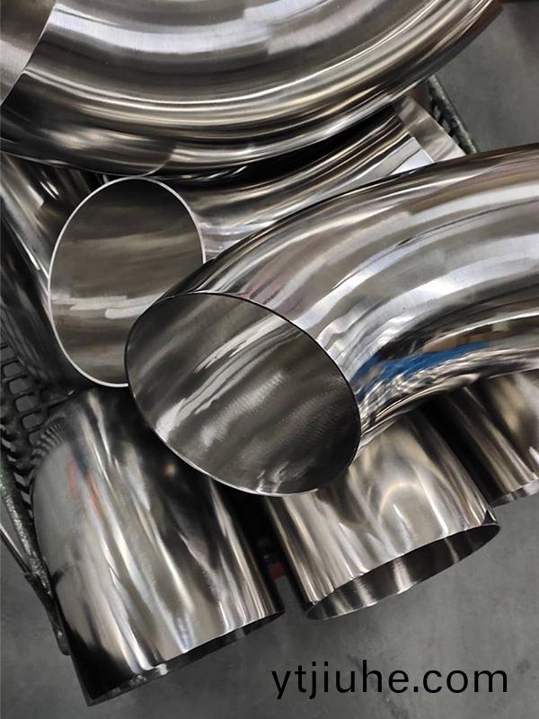 衞生級彎(wan)頭(tou)